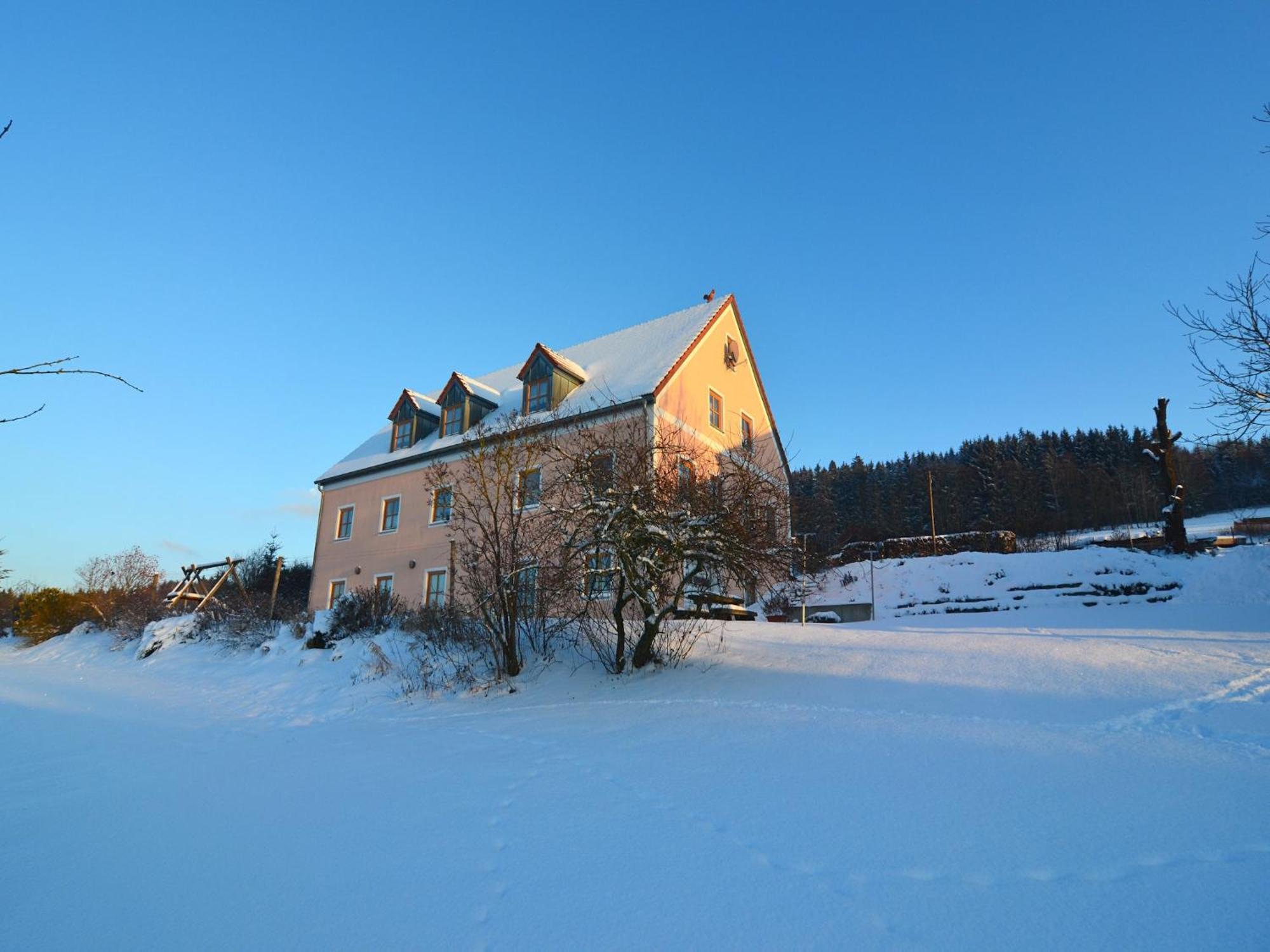 Spacious Apartment With Sauna In Schonsee Dietersdorf エクステリア 写真